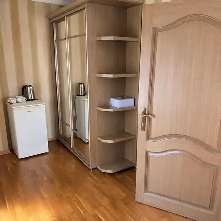 квітка полонини дом 63 Apartment *